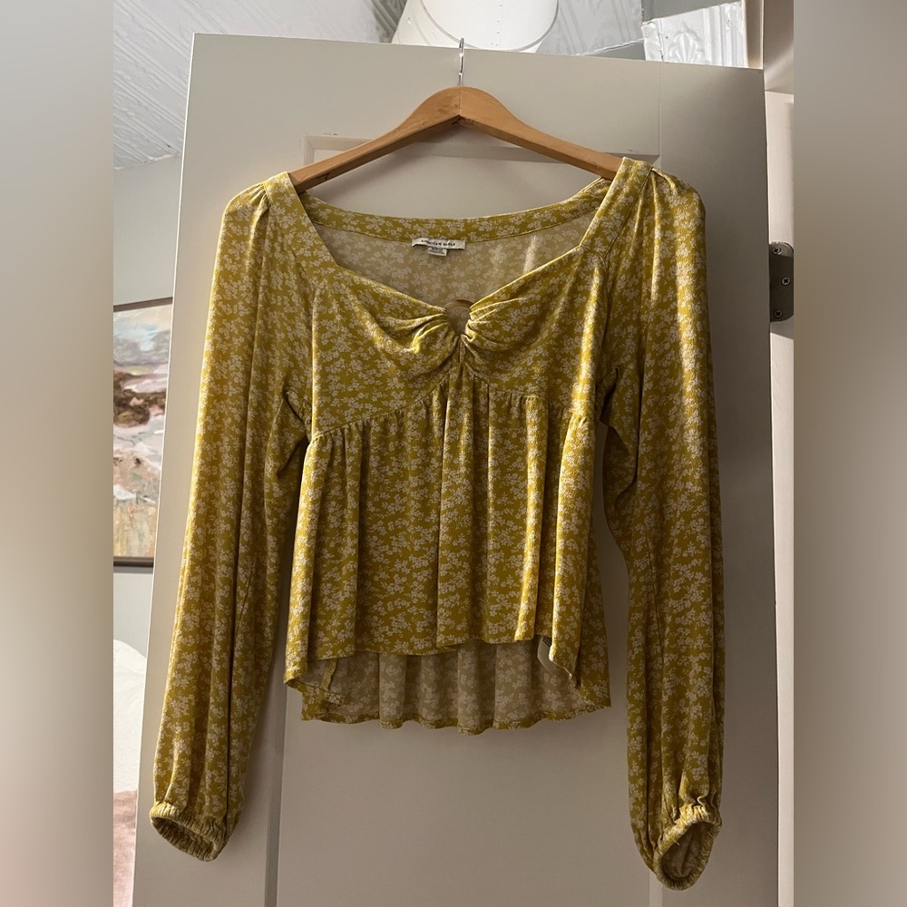 Yellow Floral American Eagle top with Ring Detail